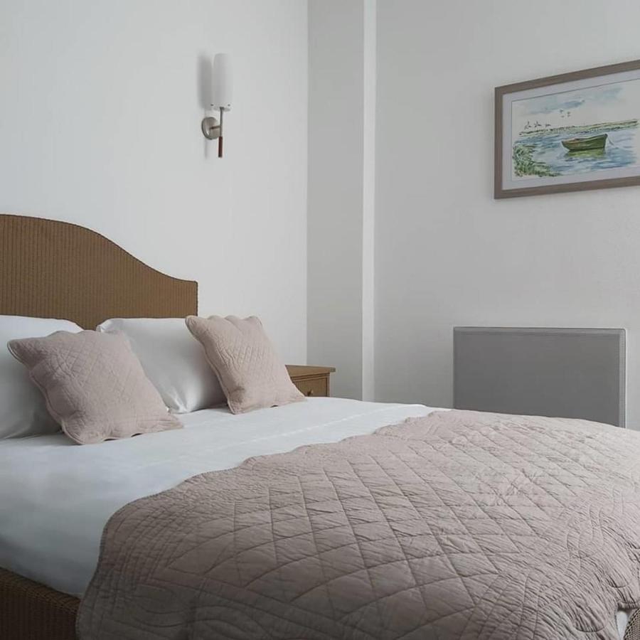 Hotel Jean De Bruges Saint-Riquier Kültér fotó