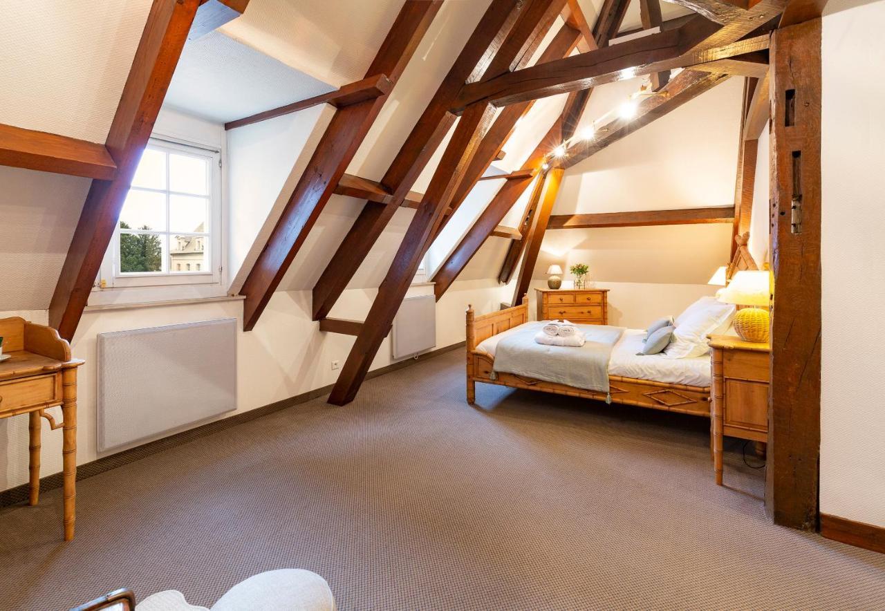 Hotel Jean De Bruges Saint-Riquier Kültér fotó
